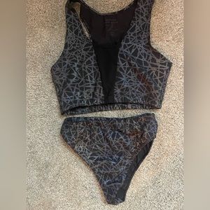 freedom rave, don’t know the specific name, but I know it lights up bit at night